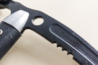 SIMOND CAMARO PIOLET MONTAÑISMO ESCALADA ALPINISMO