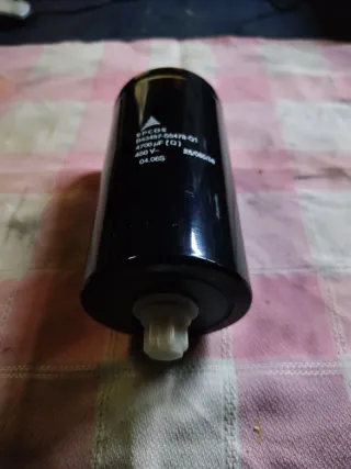 Condensador Epcos 4700 uF 450V