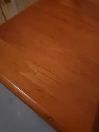 Mesita de noche mas...