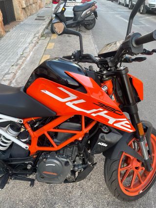 KTM Duke 390 - Moto Naked