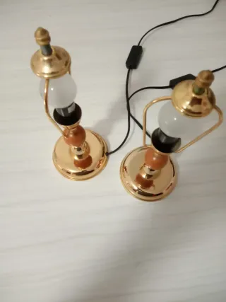 Lámparas de mesa doradas y blancas Bosch nuevas