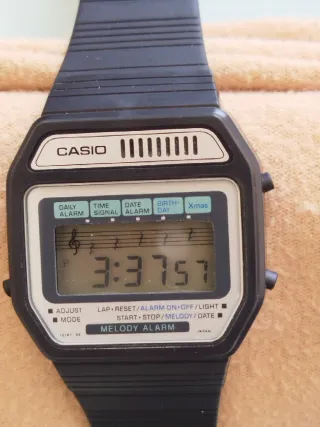 Reloj Casio Melody Digital 82 H108 M-12 vintage