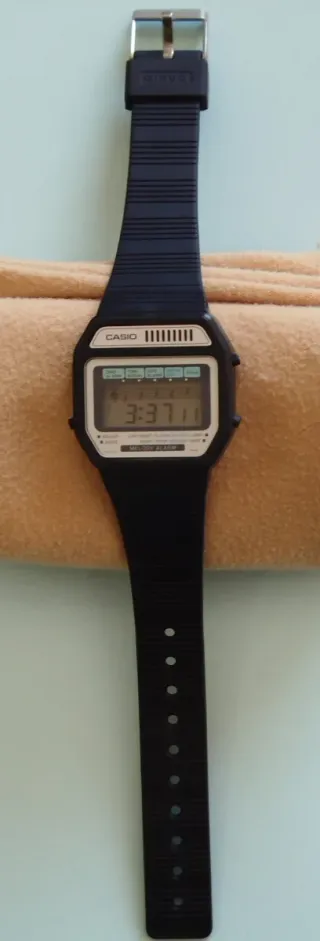 Reloj Casio Melody Digital 82 H108 M-12 vintage