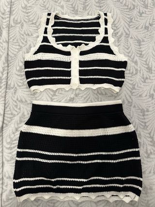 Conjunto Top y Falda Rayas Blanco y Negro