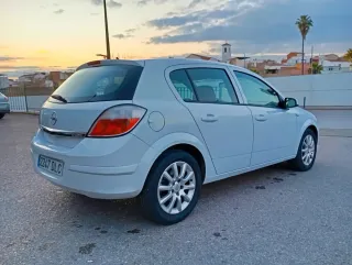 Opel Astra 2005