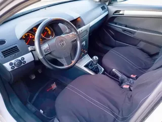 Opel Astra 2005