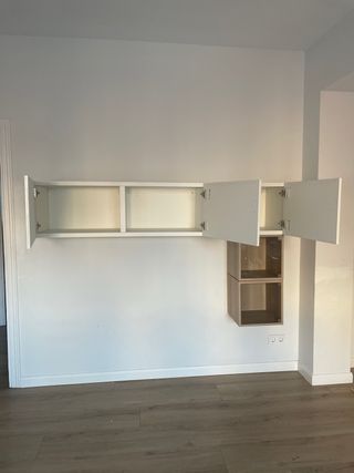 Mueble Colgante Salón Blanco y Madera