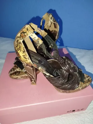 Zapatos de tacón serpiente mujer