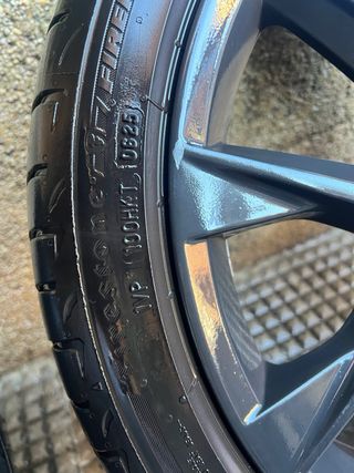 Llantas Seat FR 18” con 4 neumáticos