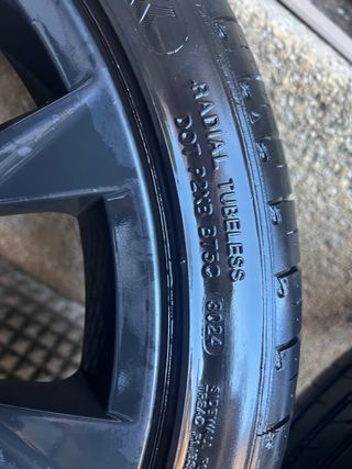 Llantas Seat FR 18” con 4 neumáticos