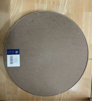 Bandeja redonda de madera con colibrí