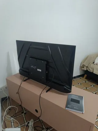 Televisor PEAQ Negro