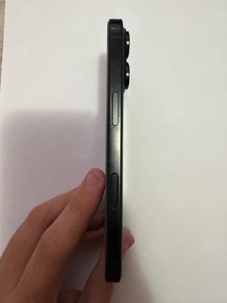 iPhone 16 Pro - Salud Batería 97%