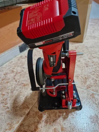 Soporte para amoladora. (NO LA AMOLADORA)