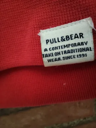 Sudadera Pull&Bear roja