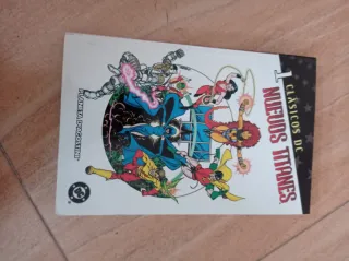 cinco volúmenes nuevos titanes
