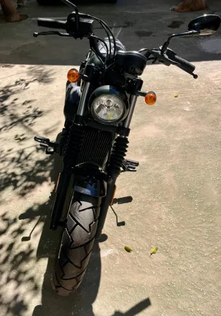 Hyosung Bobber gv300s