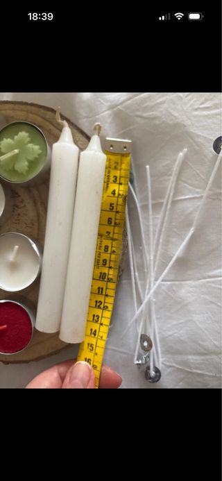 Lotto dí candele e porta candela in legno