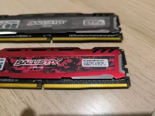 2x Crucial Ballistix Sport LT DDR4 8 GB RAM
