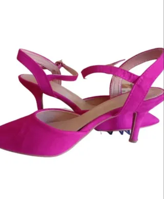 Zapatos Marypaz tacón de ante Fucsia. Talla 38