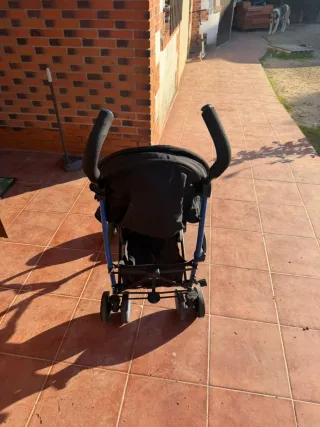 Silla de paseo Chicco azul y negra