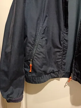 Cazadora de verano azul