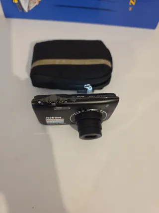 Cámara Nikon Coolpix S3100 Negra