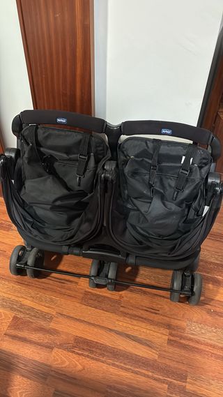 Carro Gemelar Chicco Plegable Negro