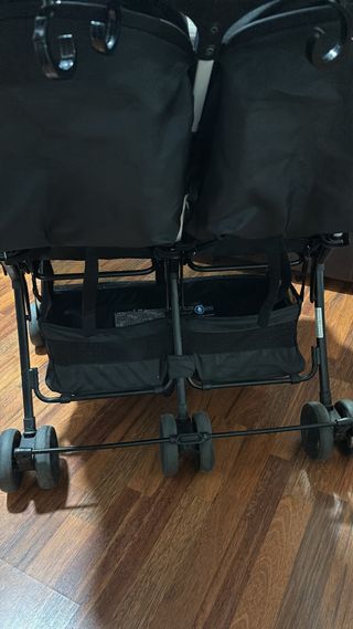 Carro Gemelar Chicco Plegable Negro