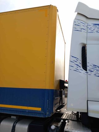 SEMIRREMOLQUE PAQUETERO LECITRAILER DACHSER 2014