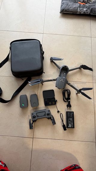 DJI Mavic 2 pro Zoom 2 baterías,filtros y maletín