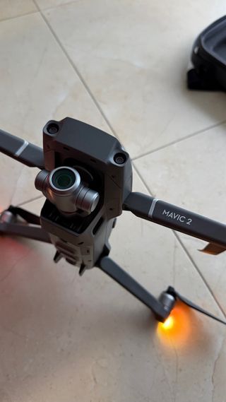 DJI Mavic 2 pro Zoom 2 baterías,filtros y maletín