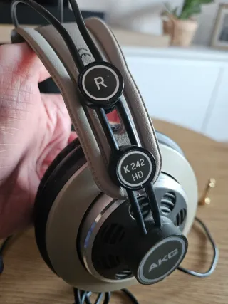 Auriculares AKG K 242 HD