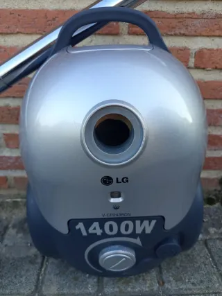 Aspirador LG de 1400W