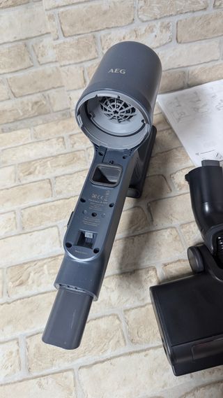 AEG Aspiradora Sin Cable AP61CB21DB 21.6V