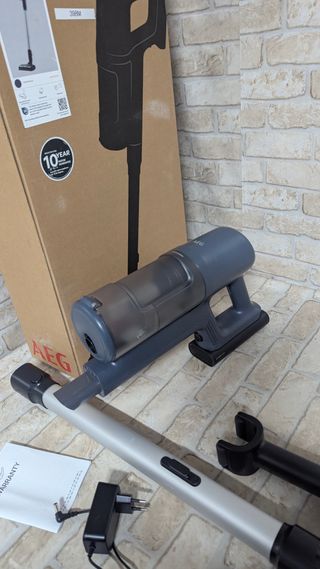 AEG Aspiradora Sin Cable AP61CB21DB 21.6V