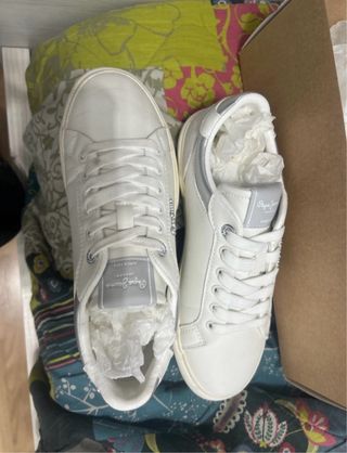Zapatillas Pepe Jeans Blancas y Plateadas