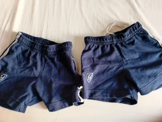 Uninforme Yago School talla 2/4. Venta en Persona.