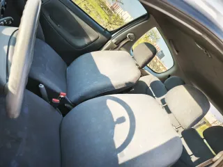 Toyota Yaris 2002