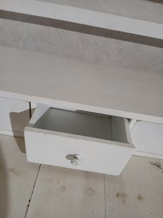 Platero de madera blanco