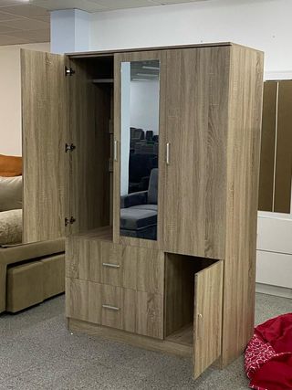 Armario de 3 puertas + espejo barato