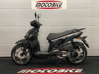 Peugeot Tweet 125cc Negra