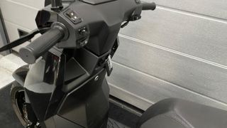 Peugeot Tweet 125cc Negra