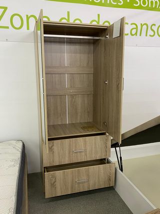 Armario nuevo con 2 puertas y espejo