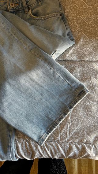 Pantalón vaquero Zara azul