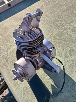 Motor Peugeot BB 50cc Años 60