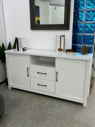 Aparador blanco nuevo con 2 puertas y 2 cajones