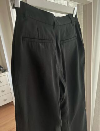 Pantalones anchos negros Zara
