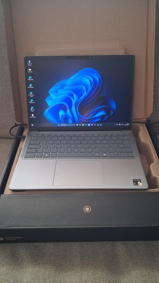 Portátil Dell Inspiron 14 Plus 7441 Gris