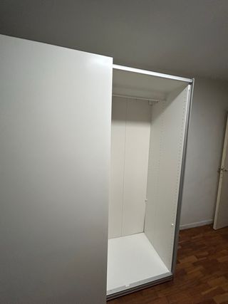 Armario corredero Ikea blanco seminuevo